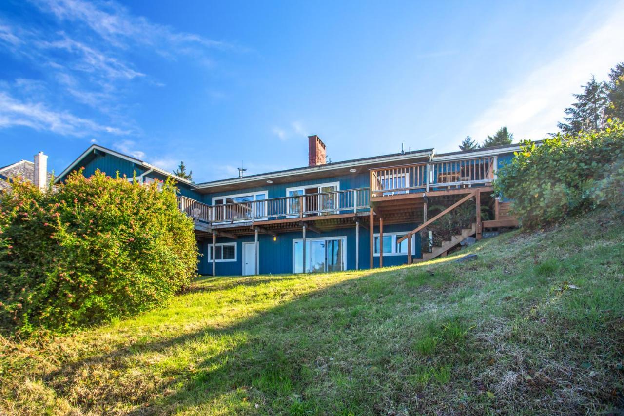 Spectacular Seaside Surf-View Home Exterior foto